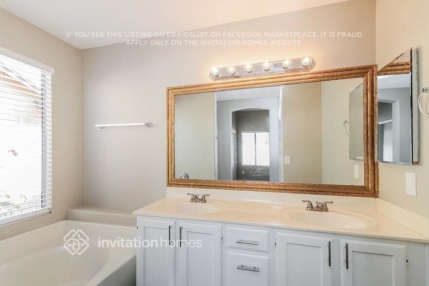 Building Photo - 6116 Colby St