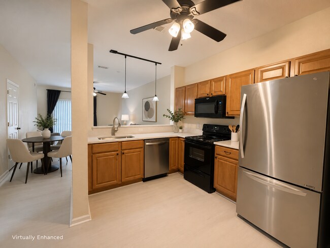 Building Photo - The Gables 2BR | 2.5BA Townhome!