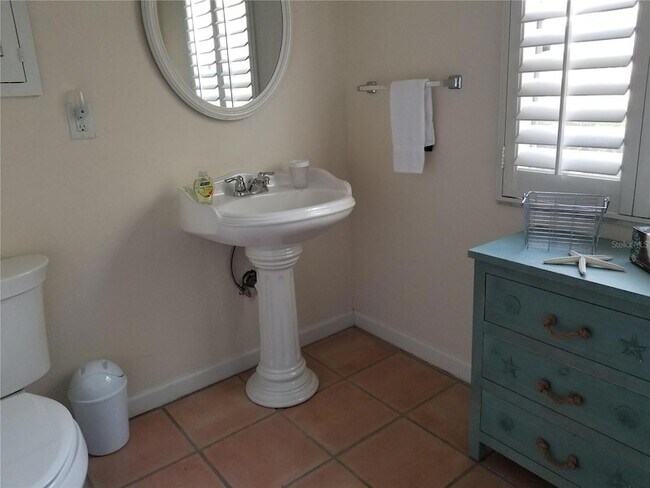 Building Photo - 2745 Cardwell Way