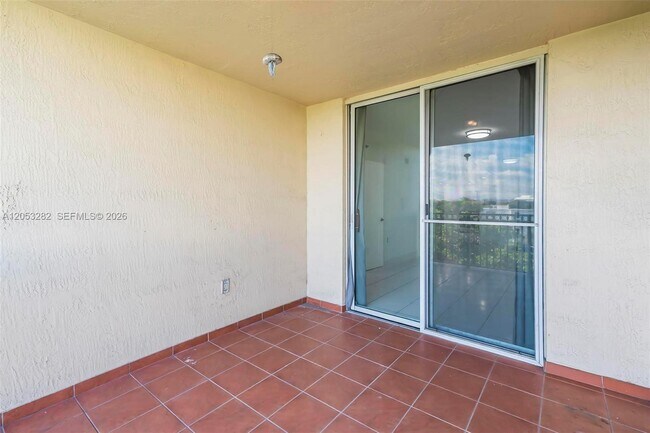 Building Photo - 1650 Coral Wy