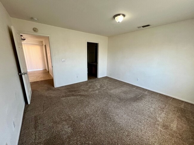 Building Photo - 73428 Sunnyvale Dr