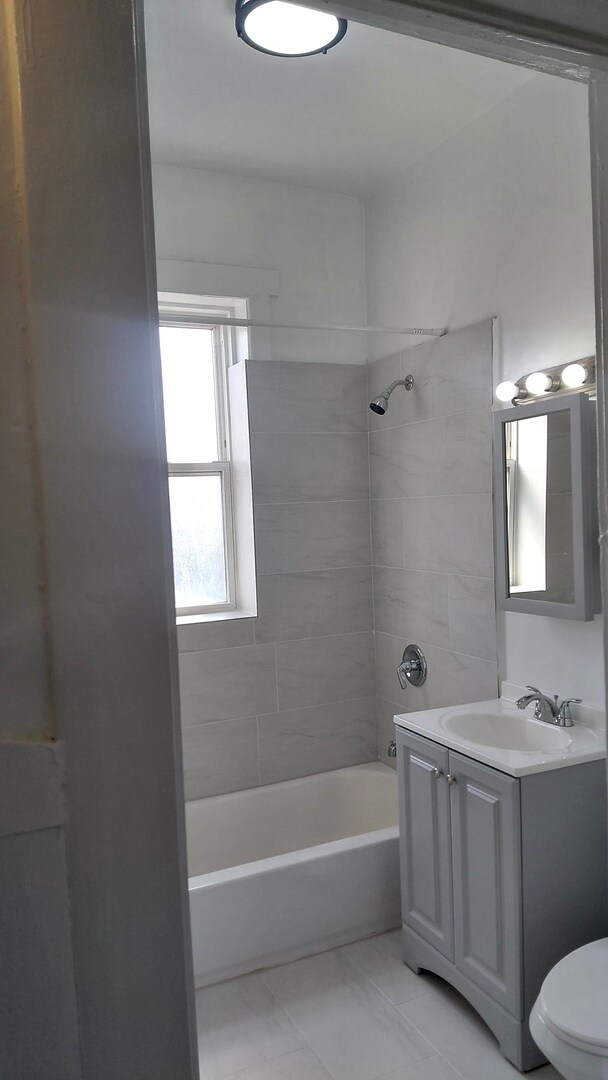 Building Photo - 3503 W 26th St