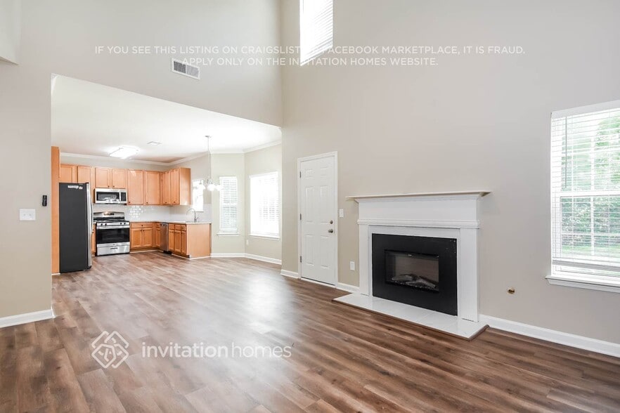 Building Photo - 40 Newcomb Trce