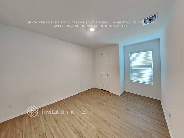 Building Photo - 24023 Laurel Farms Dr