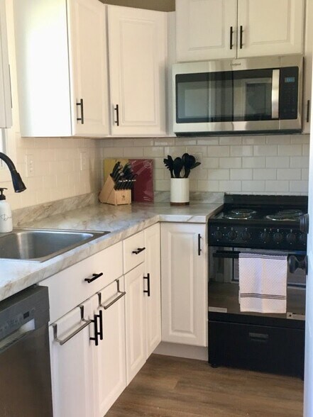 Building Photo - 4607 E Patrick Rd