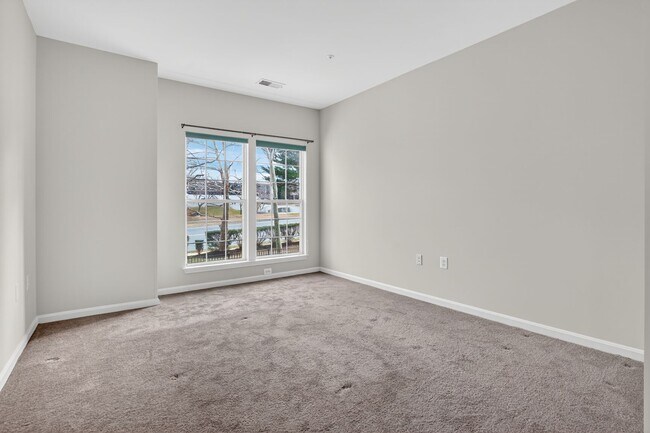 Building Photo - 4138 Fountainside Ln