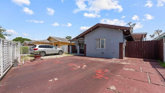 Building Photo - 3109 NW 64th St