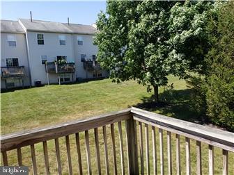 Building Photo - 15 Bridle Path