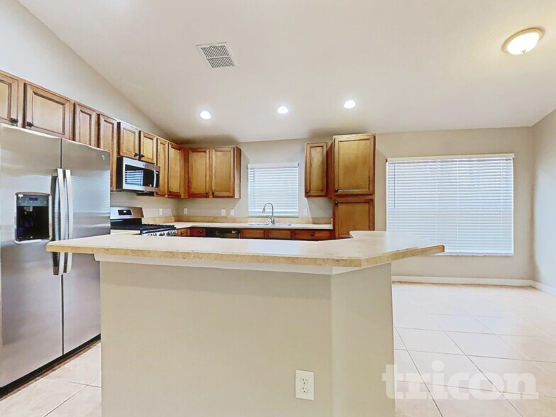 Building Photo - 3027 Wild Pepper Ave