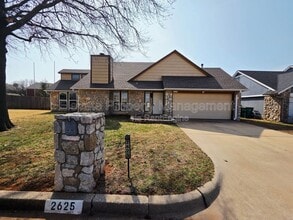 Building Photo - 2625 Patti Pl