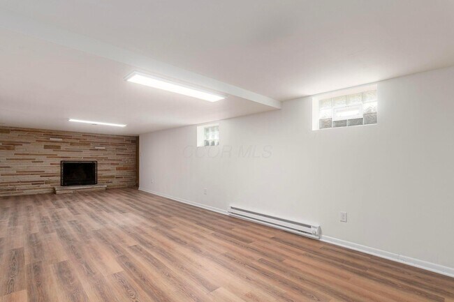 Building Photo - 5822 Falmouth Ct