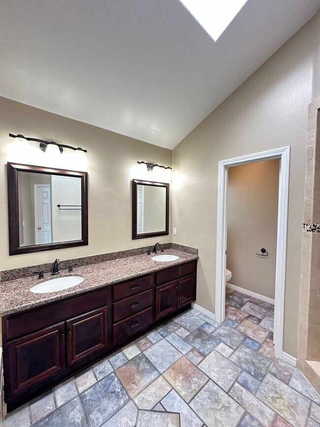 Building Photo - Downtown Huntington Beach - Beachfront Gorgeous Home - Stunning Remodel!!!
