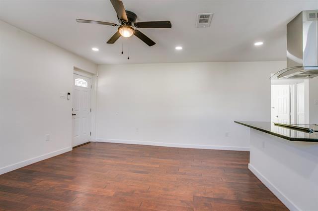 Building Photo - 1903 Harlandale Ave