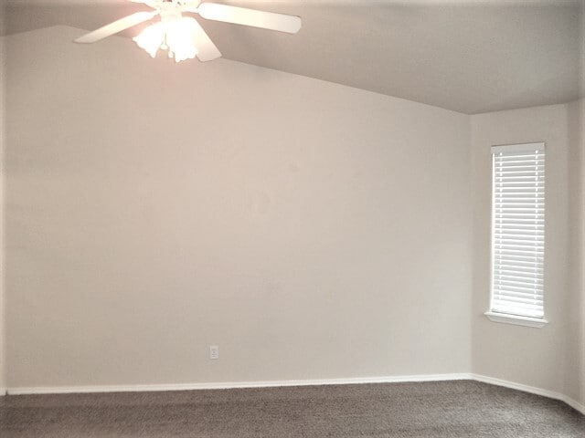 Building Photo - 1914 Cambridge St