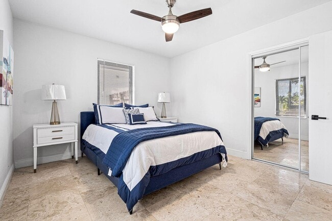 Building Photo - 1430 NE 16th Ave