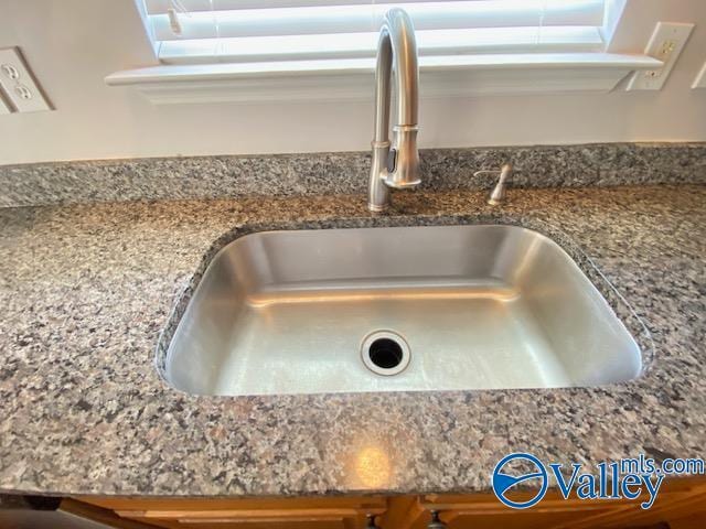 Building Photo - 135 Potters Wheel NW