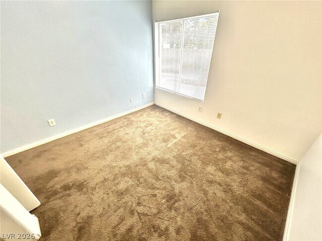 Building Photo - 2514 Quail Canyon Ave
