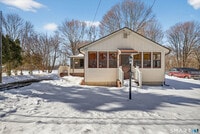 Building Photo - 12 Pine St