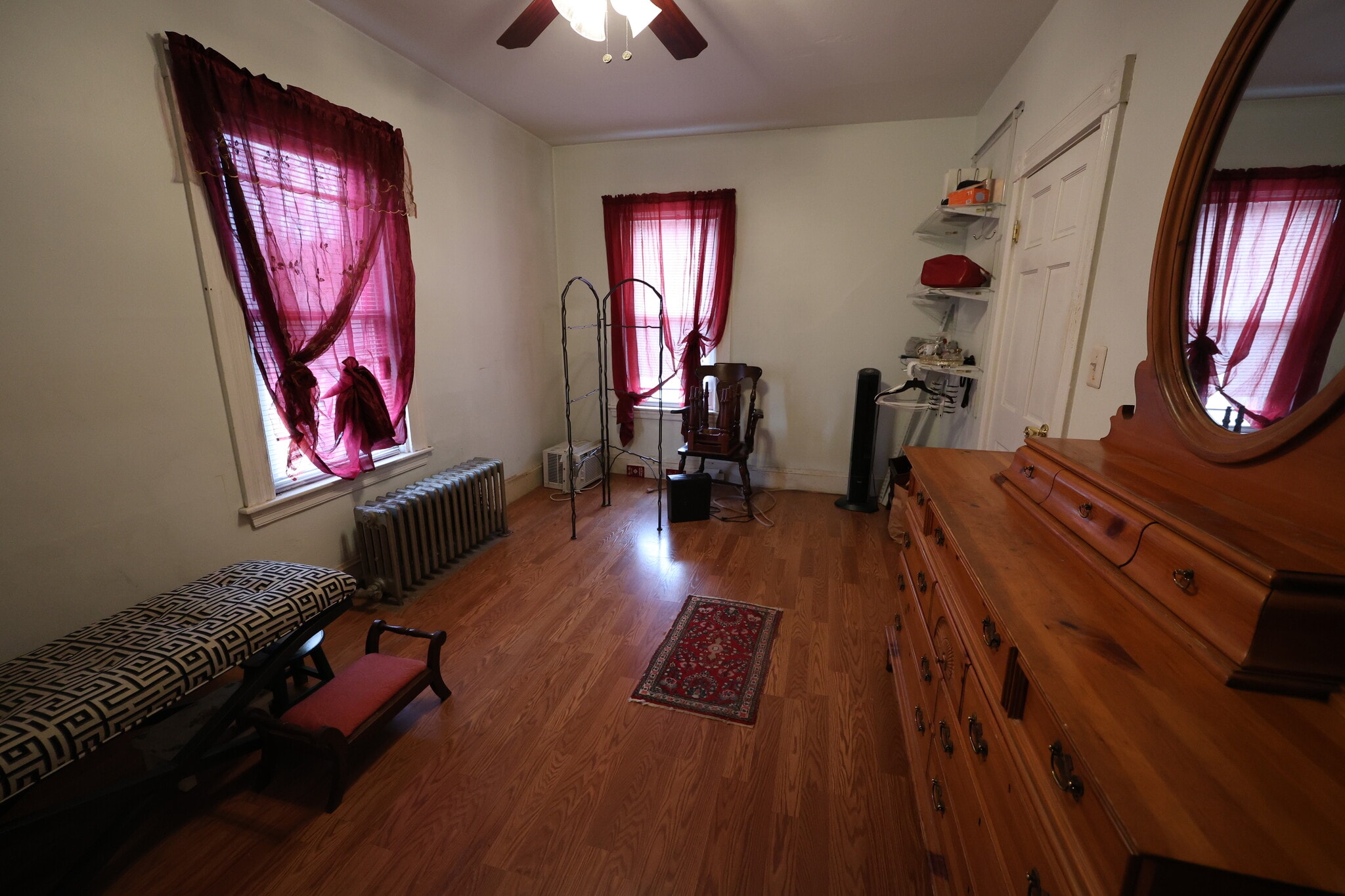 Building Photo - 31 June St