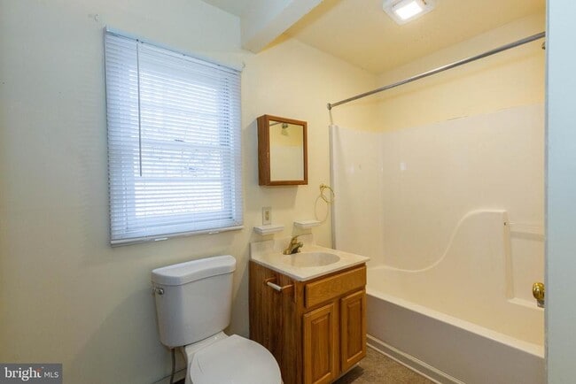 Building Photo - 15 Gray Fox Rd