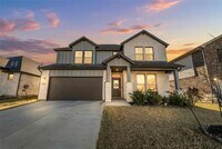 Building Photo - 2417 Mankato Dr