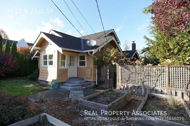 Building Photo - 3312 N 21st St