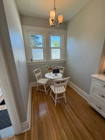 Building Photo - 1804 Storrs Ave