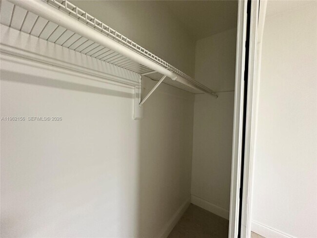 Building Photo - 2640 NE 8th Ave