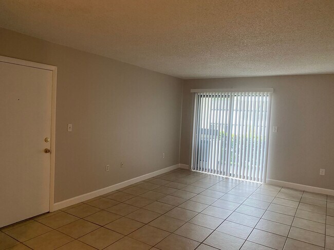 Building Photo - Newly Remodeled 1 bedroom/1 bath in Altamo...
