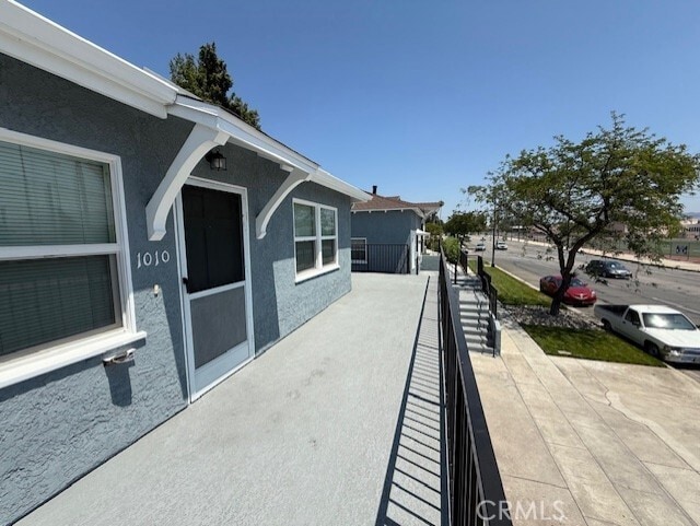 Building Photo - 1000 N Glenoaks Blvd