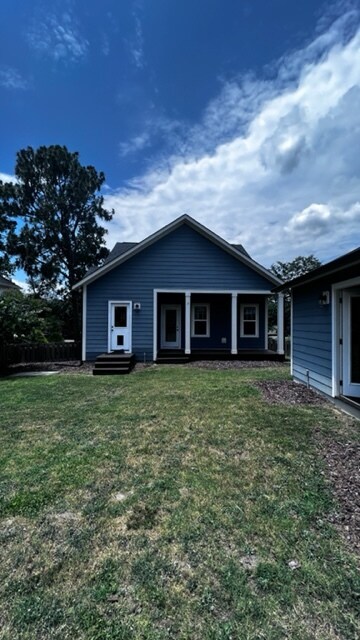 Building Photo - 329 Sheldon Rd
