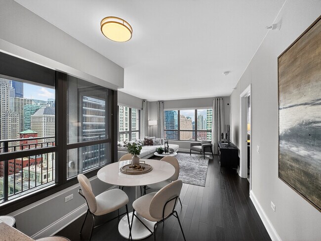 Building Photo - 61 W Hubbard St