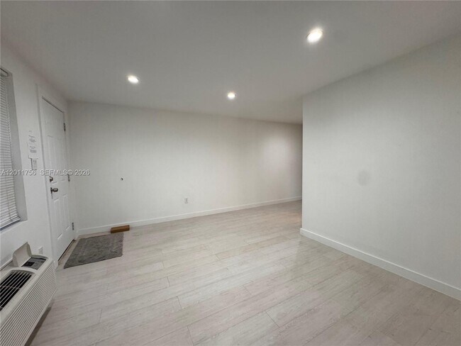 Building Photo - 5800 Taylor St