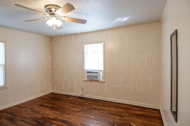 Building Photo - 2-Bedroom 1- Bathroom Home