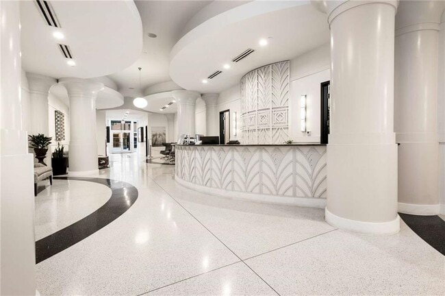 Building Photo - 860 Peachtree St NE