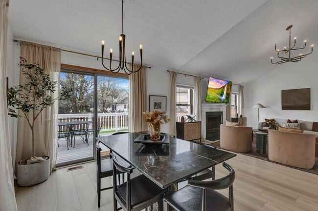 Building Photo - 2639 Berber St