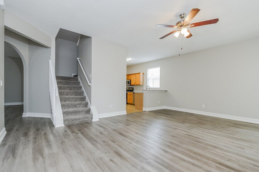 Building Photo - 1046 Raining Meadows Ln