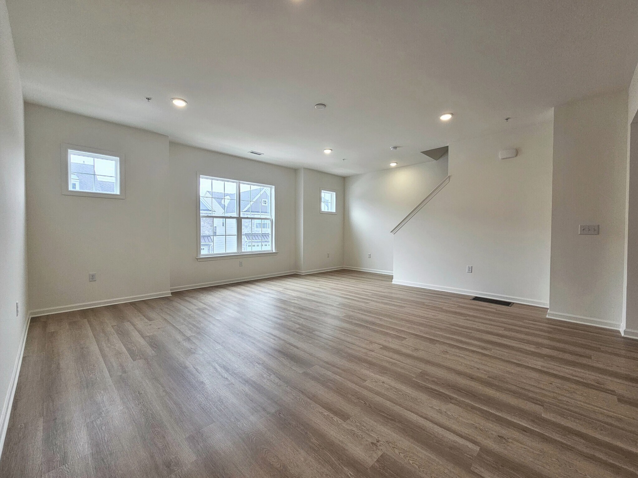 Building Photo - 2457 Spring Water Cir