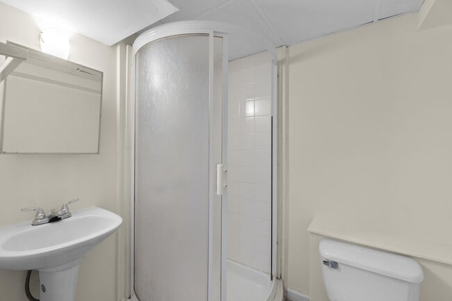 Building Photo - 10289 Daystar Ct