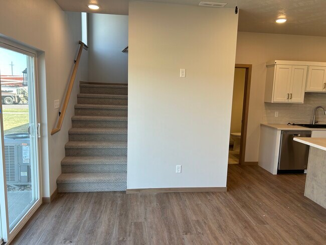 Building Photo - 6103 S Alki Pl