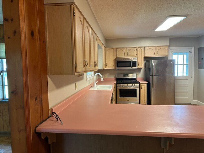 Building Photo - 5515 Habersham St