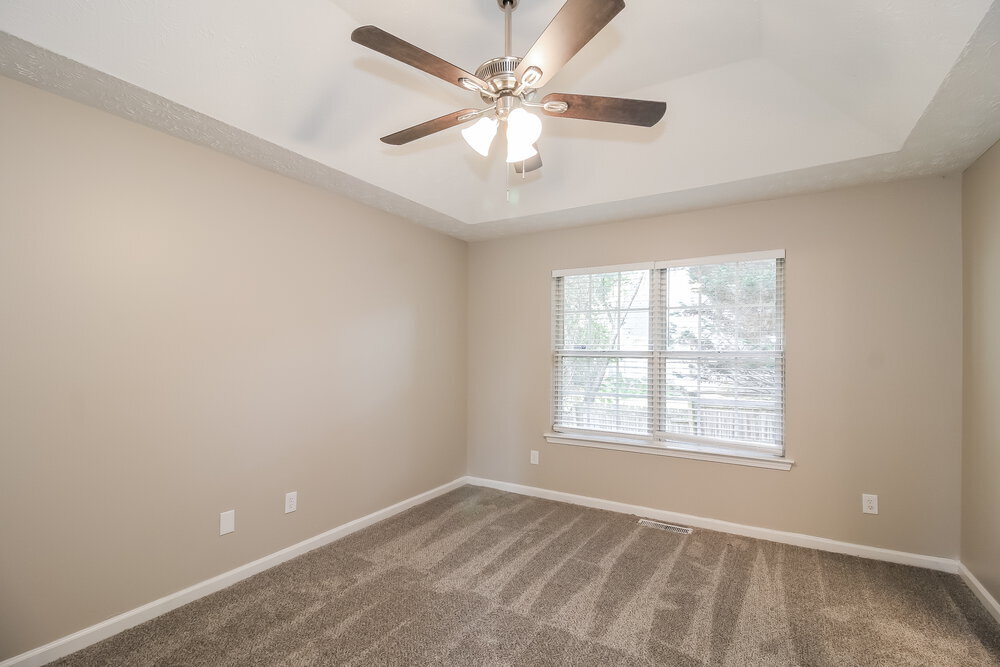 Building Photo - 7460 Royale Ct