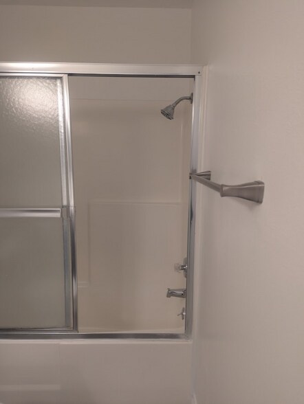 Building Photo - 1015 Canal St