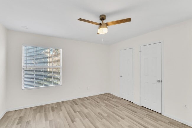 Building Photo - 13911 Piping Rock Ln