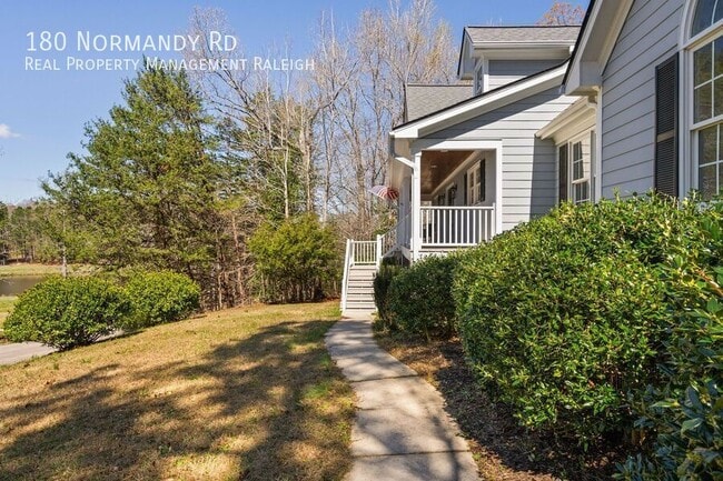 Building Photo - 180 Normandy Rd