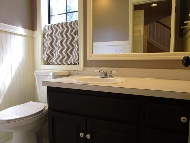 Building Photo - Charming 3 Bedroom Home in Gig Harbor