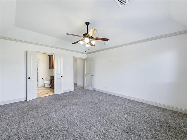 Building Photo - 909 Lake Meadow Ln