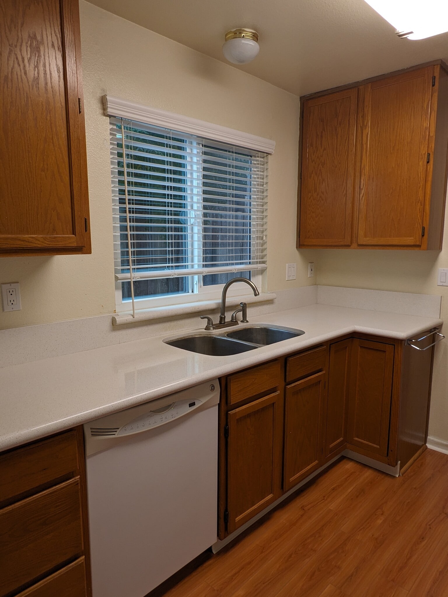 Building Photo - 224 Berry Oak Ct