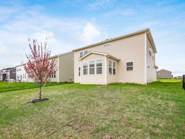 Building Photo - 2235 Acorn Ln