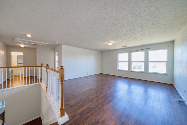 Building Photo - 6610 Autumn Sunset Ln